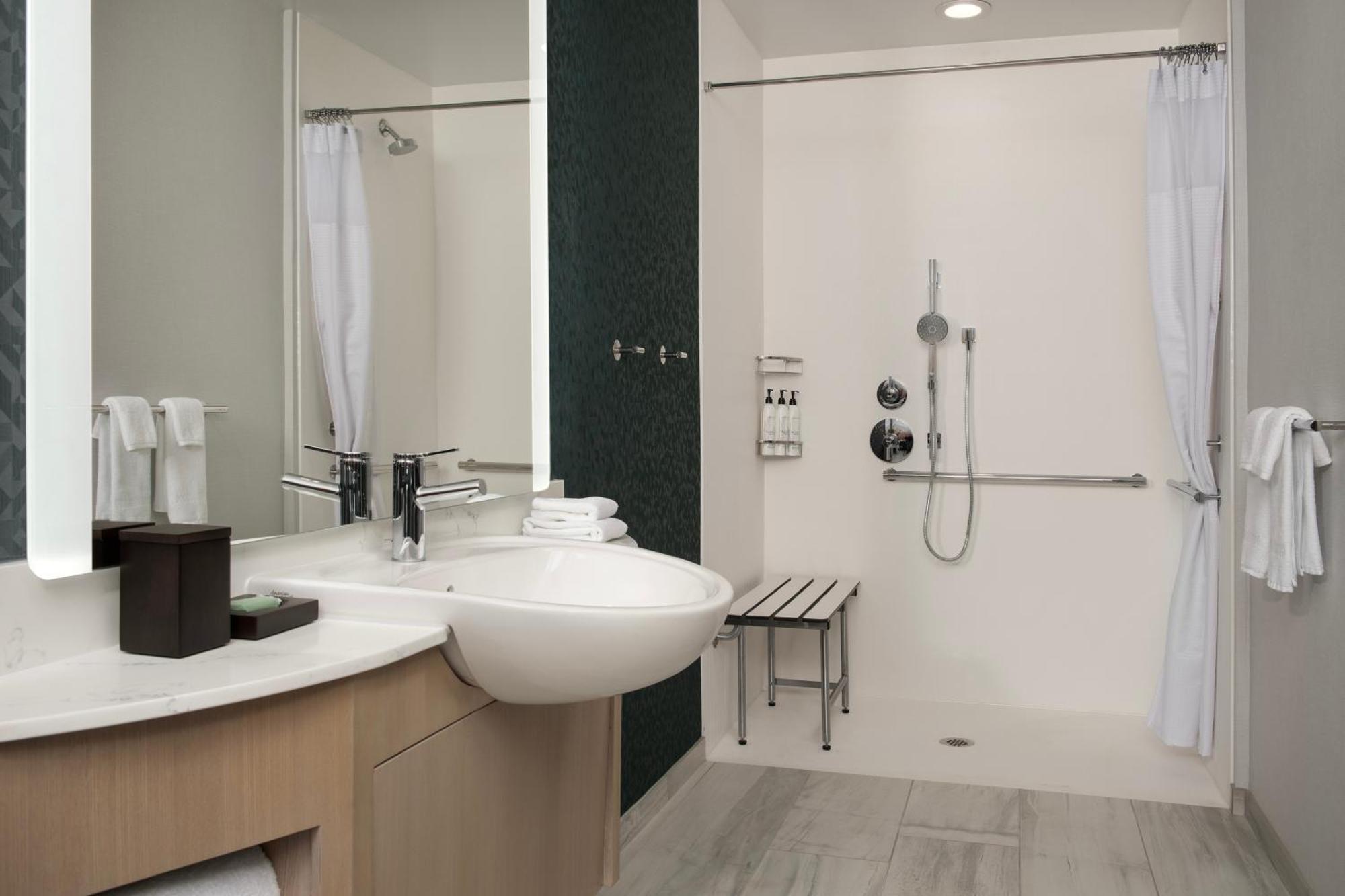 Springhill Suites By Marriott Sandpoint Exterior foto